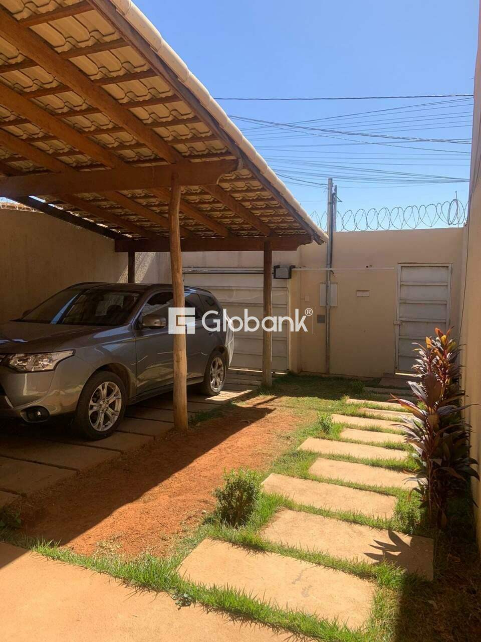 Casa 3 quartos à venda Santa Rafaela 90m² Montes Claros MG: GARAGEM