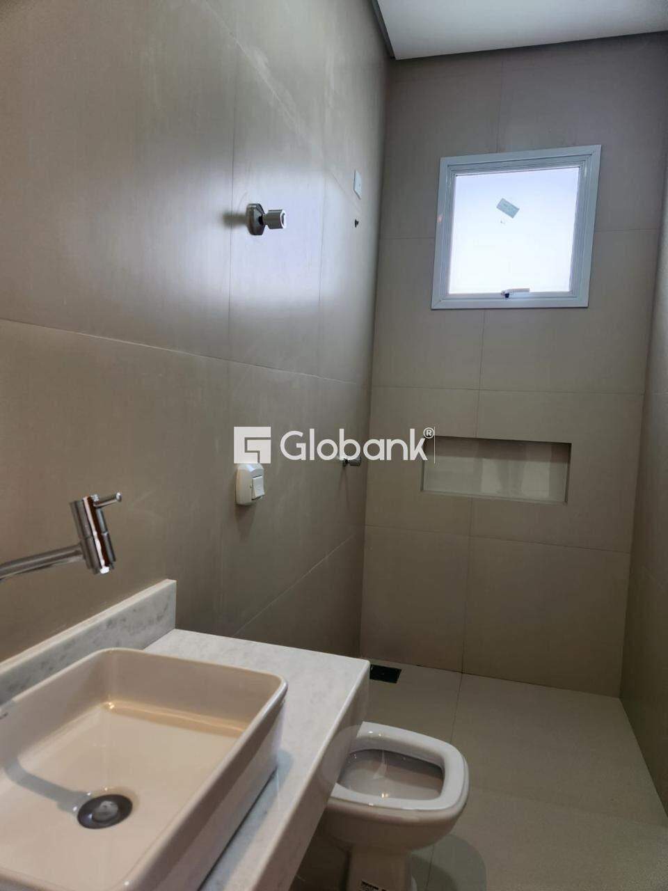 Casa 3 quartos à venda Morada do Alto 135m² Januária MG: Su te