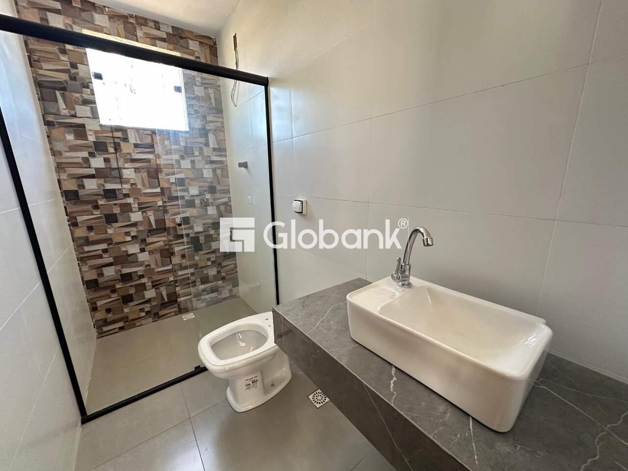 Apartamento 2 quartos para aluguel Todos os Santos 74m² Montes Claros MG: Banheiro social