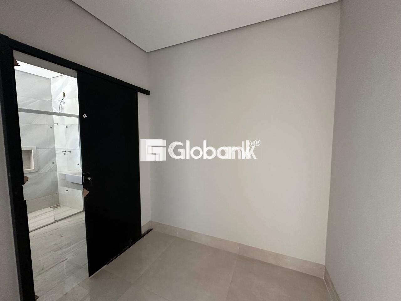 Casa 3 quartos à venda Ibituruna 220m² Montes Claros MG: Closet