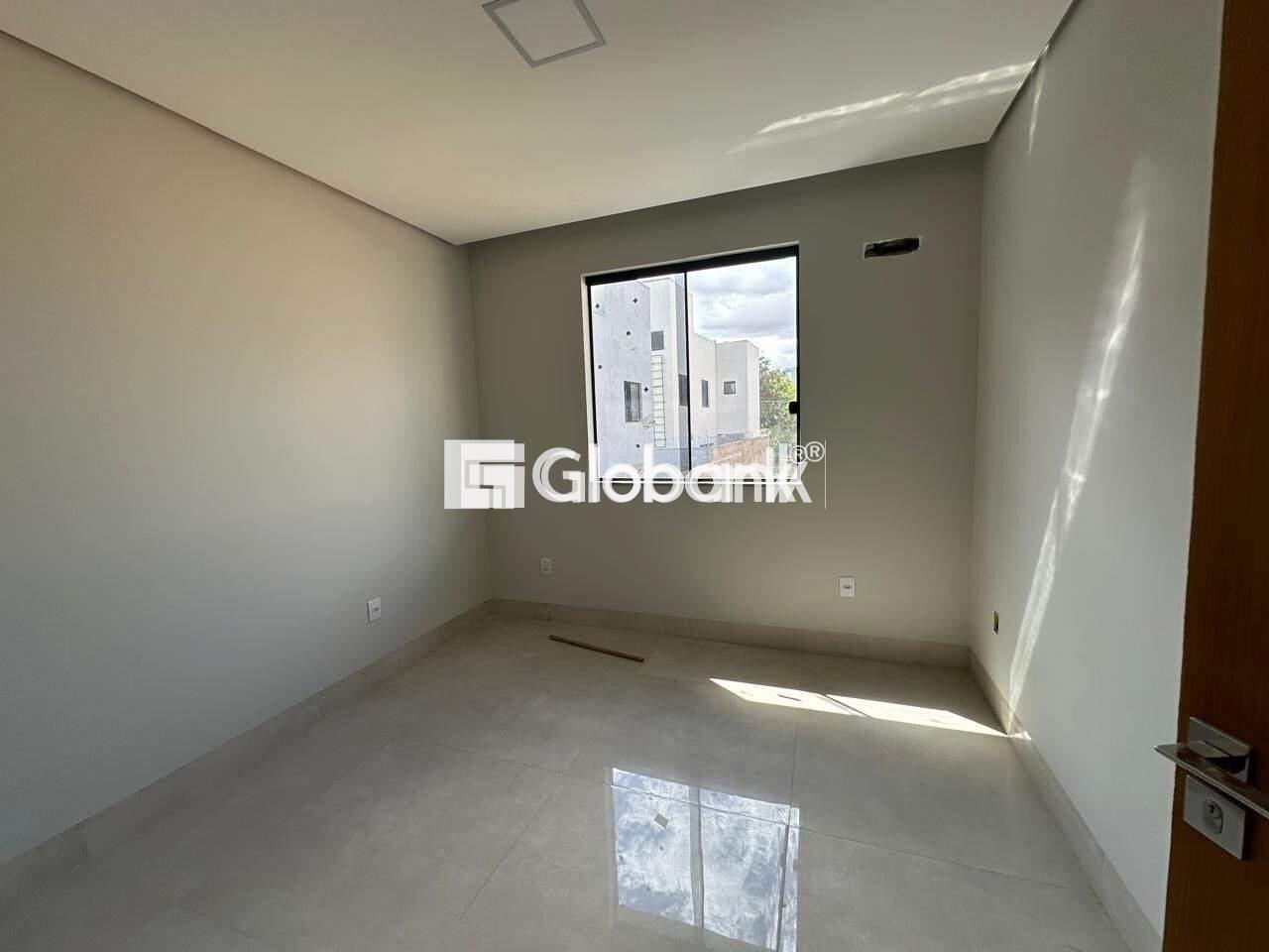 Casa 3 quartos à venda Ibituruna 220m² Montes Claros MG: Quarto 2