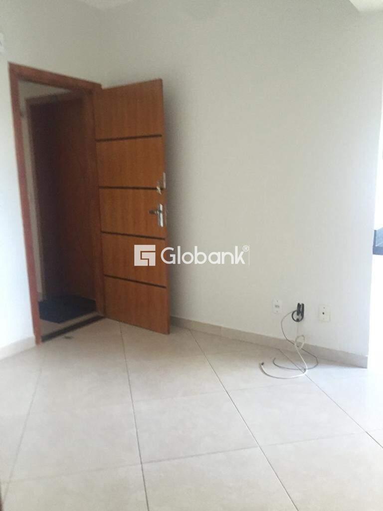 Apartamento 2 quartos à venda Vila Mauricéia 44m² Montes Claros MG: 