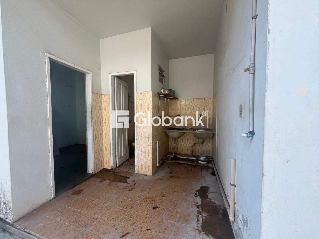 Casa 6 quartos à venda Vila Guilhermina 0m² Montes Claros MG: 