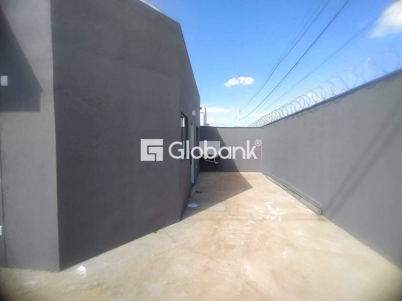 Casa 2 quartos à venda Loteamento Novo Jaraguá 50m² Montes Claros MG: