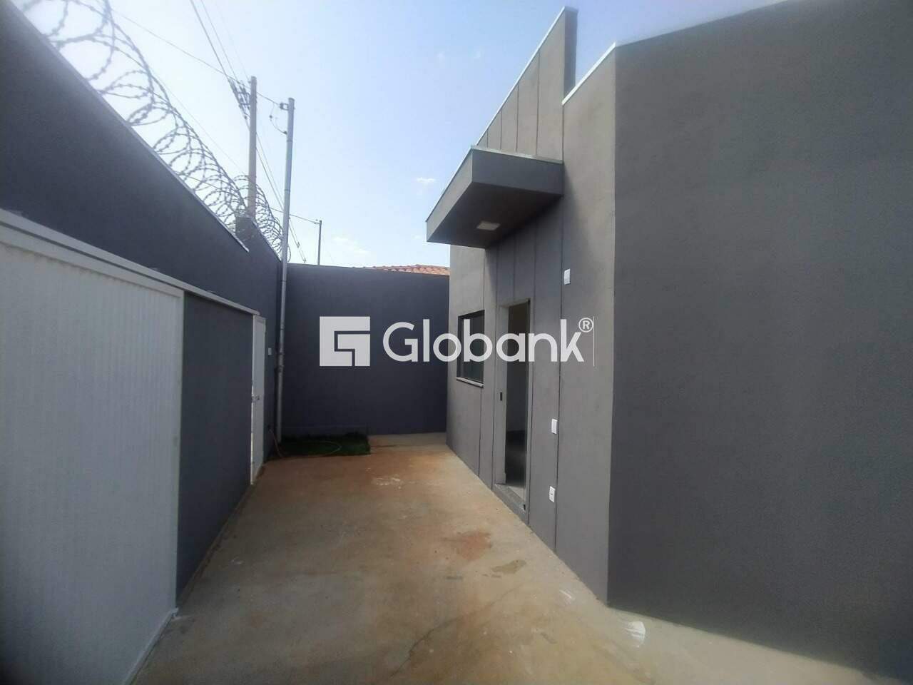 Casa 2 quartos à venda Loteamento Novo Jaraguá 50m² Montes Claros MG: 