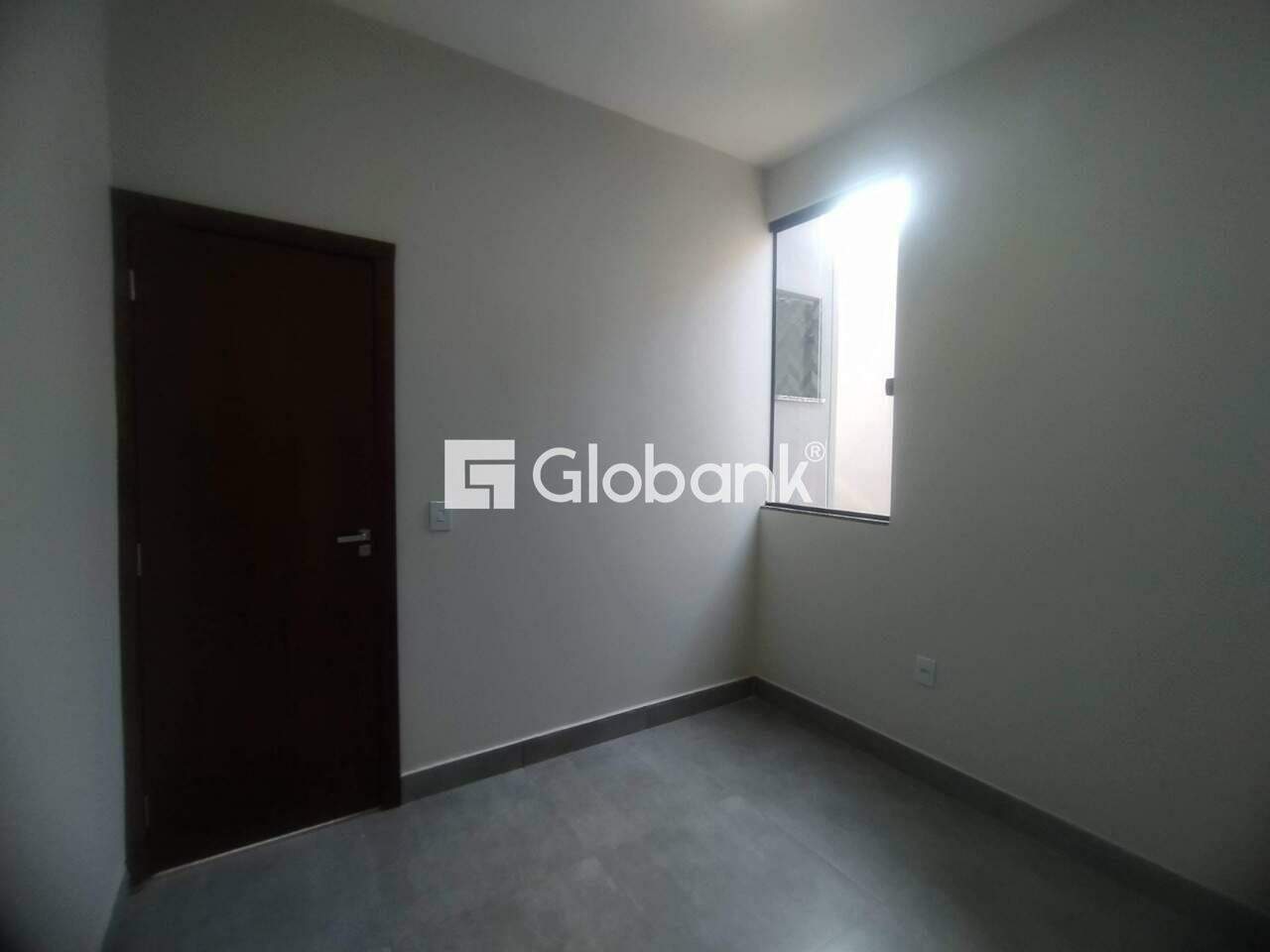 Casa 2 quartos à venda Loteamento Novo Jaraguá 50m² Montes Claros MG:
