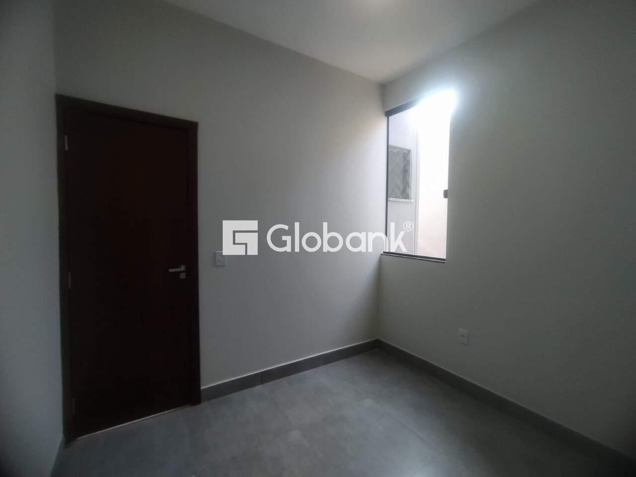 Casa 2 quartos à venda Loteamento Novo Jaraguá 50m² Montes Claros MG: 