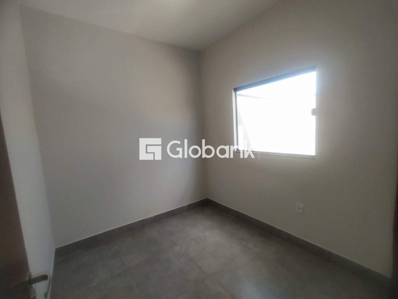 Casa 2 quartos à venda Loteamento Novo Jaraguá 50m² Montes Claros MG: 