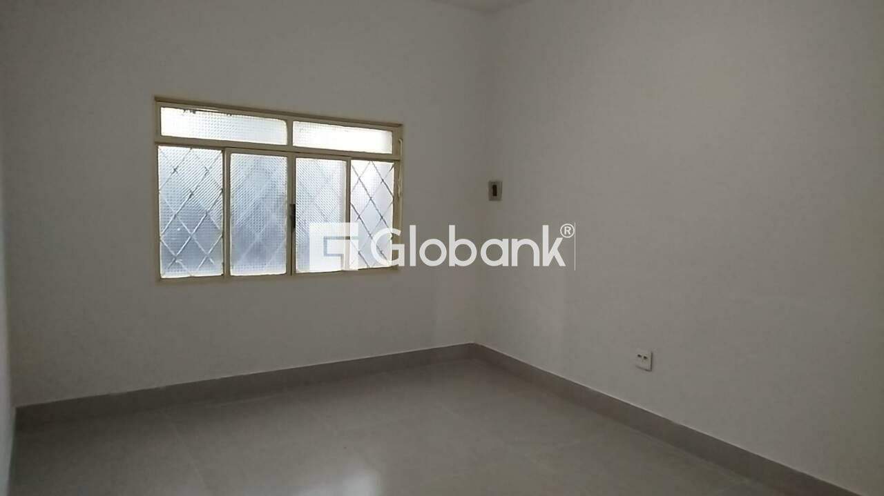 Casa 3 quartos à venda Jardim Palmeiras 120m² Montes Claros MG: 