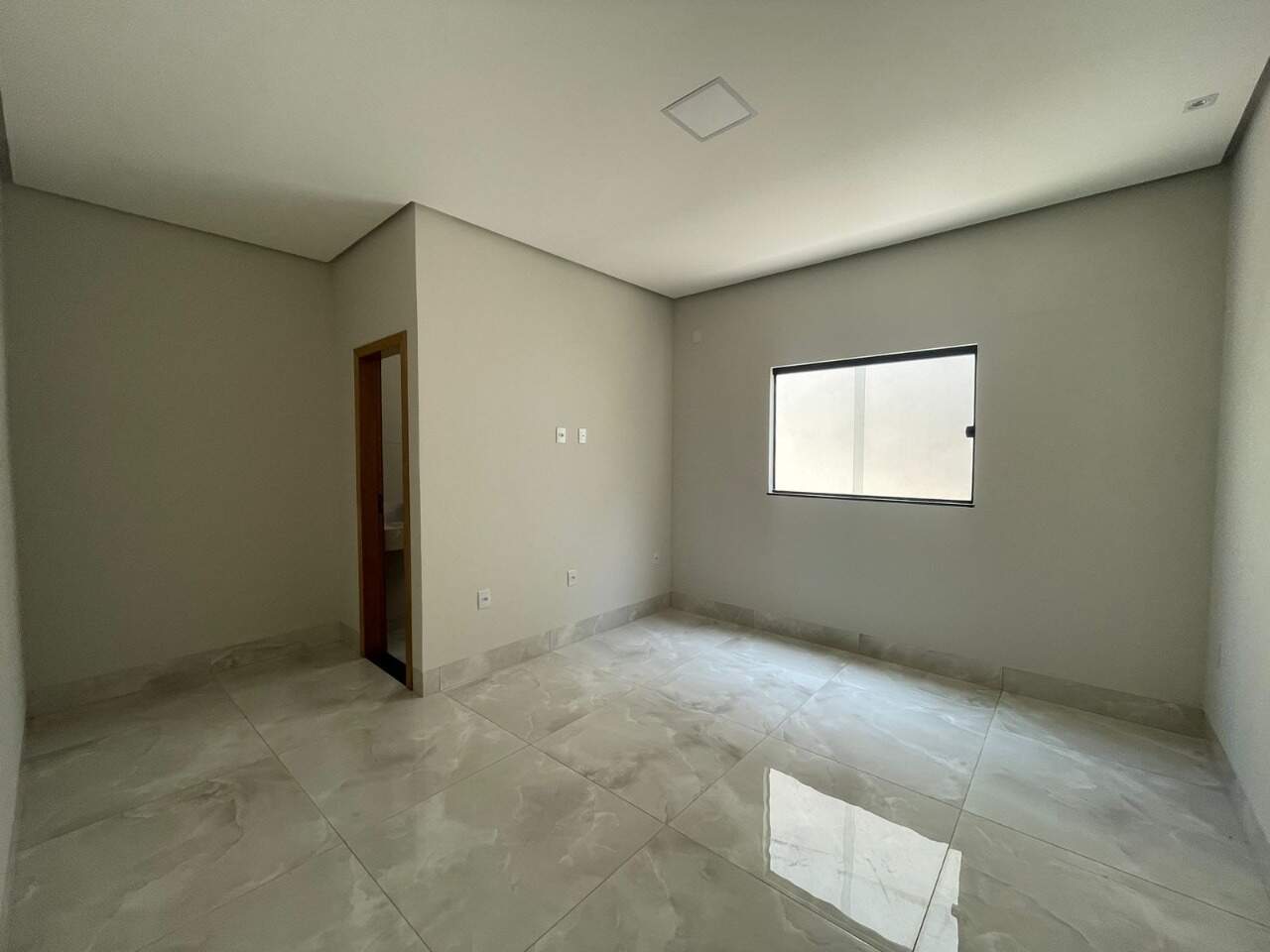 Casa 3 quartos à venda Loteamento Novo Primavera 115m² Montes Claros MG: 