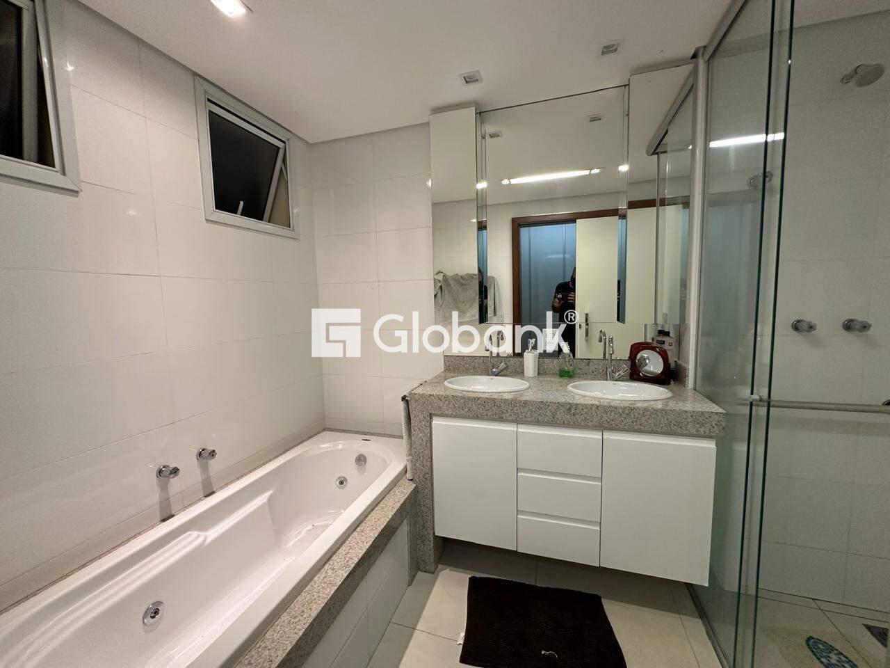 Apartamento 4 quartos à venda Todos os Santos 150m² Montes Claros MG: Banho su te master