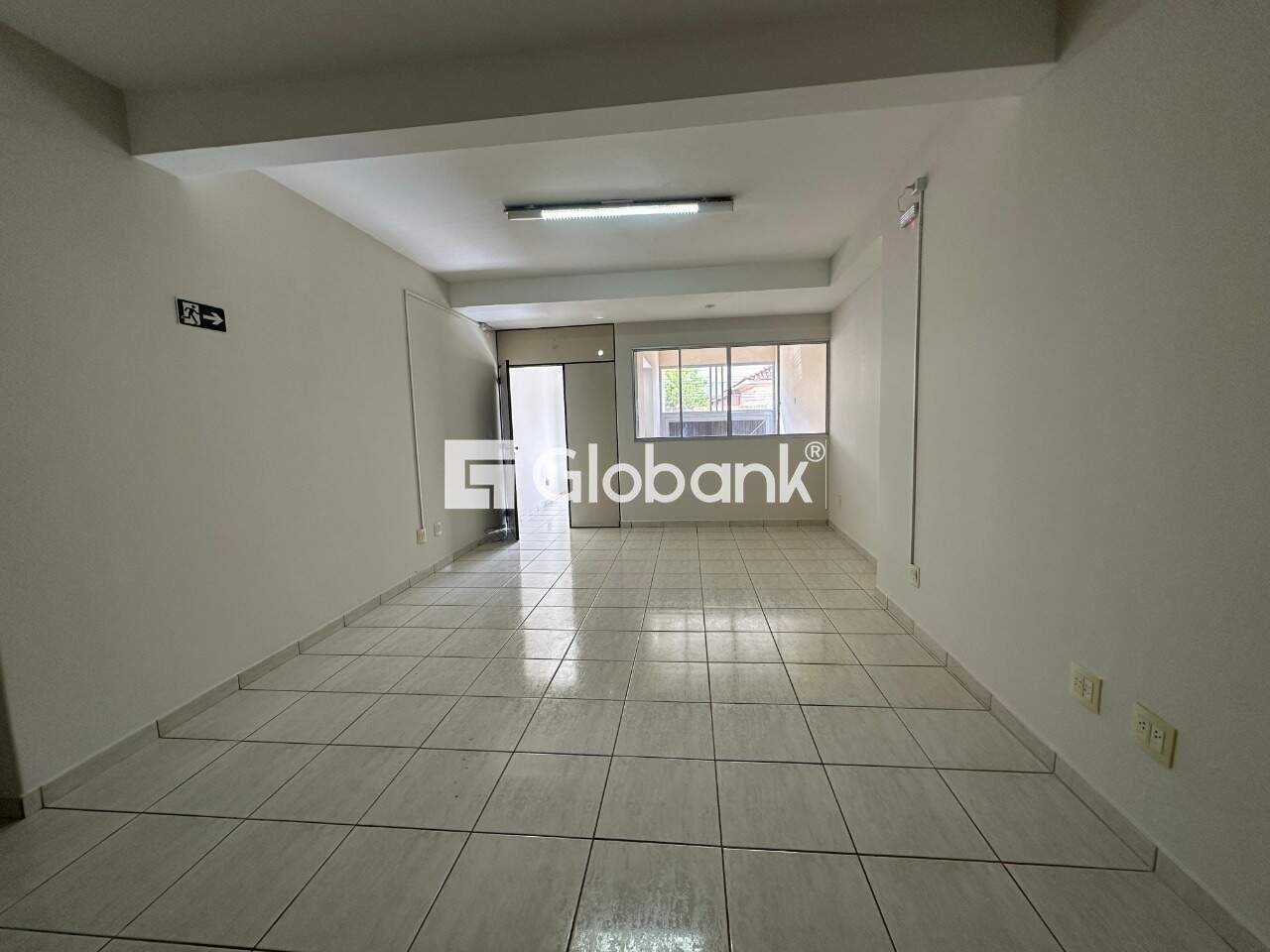 Ponto comercial para aluguel Centro 30m² Montes Claros MG: 