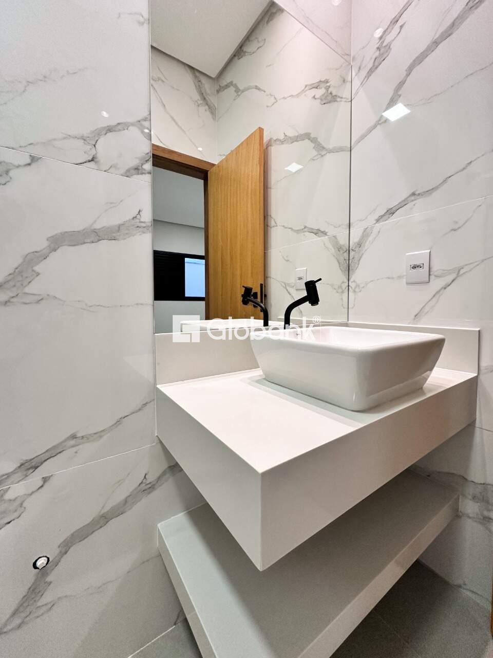 Casa em condomínio 3 quartos à venda Residencial Villa Segura 130m² Montes Claros MG: Foto su te