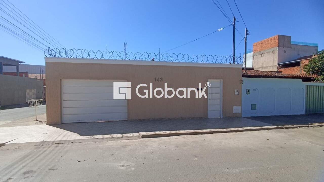 Casa 4 quartos à venda Monte Carmelo 120m² Montes Claros MG: 