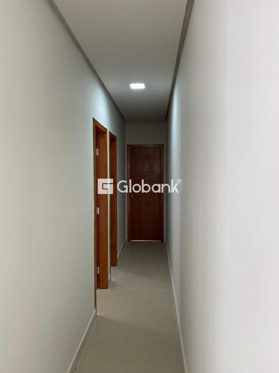 Casa 3 quartos à venda Jardim Liberdade 65,47m² Montes Claros MG: Corredor de acesso aos quartos