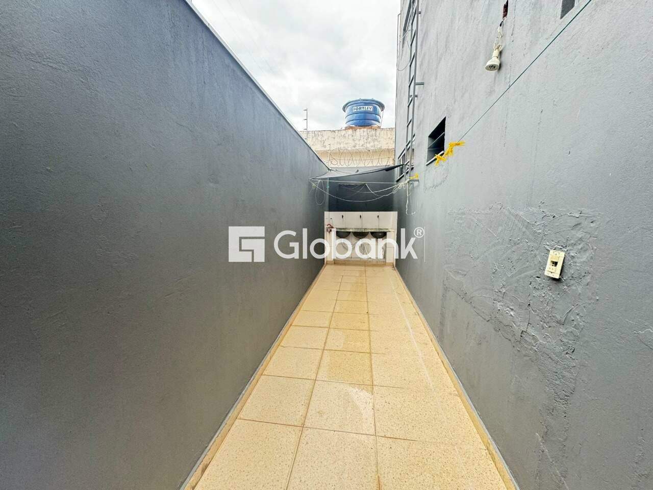 Casa 4 quartos à venda Major Prates 240m² Montes Claros MG: