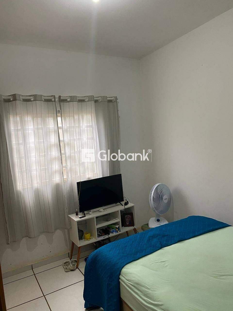 Casa 3 quartos à venda Independência 102m² Montes Claros MG: 