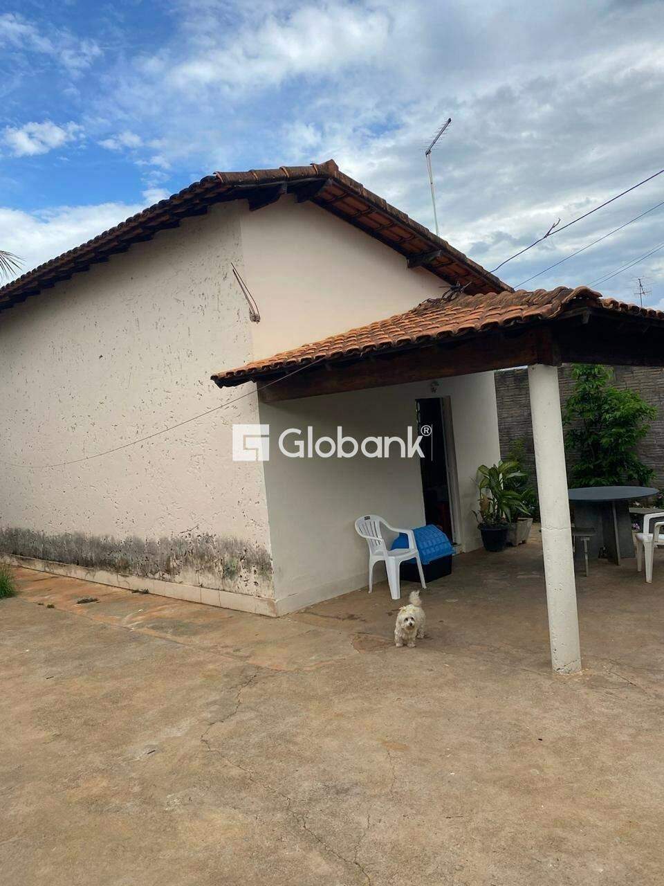 Casa 3 quartos à venda Independência 102m² Montes Claros MG: 