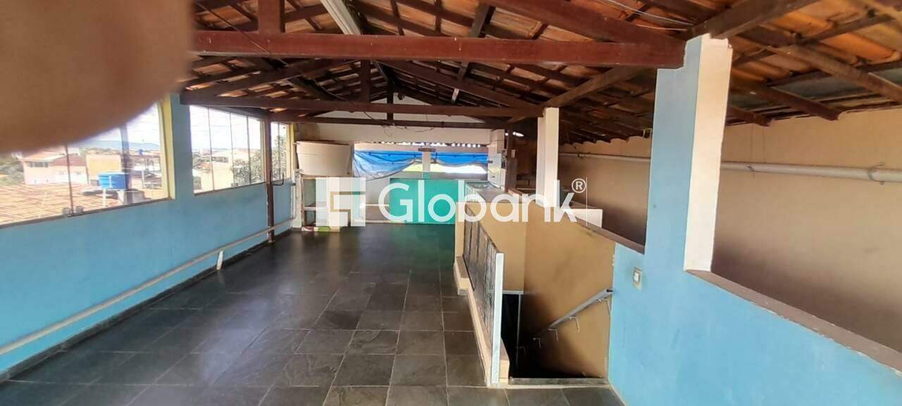 Sobrado 3 quartos à venda Vila Sumaré 0m² Montes Claros MG: Andar superior