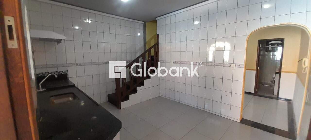 Sobrado 3 quartos à venda Vila Sumaré 0m² Montes Claros MG: Foto da cozinha