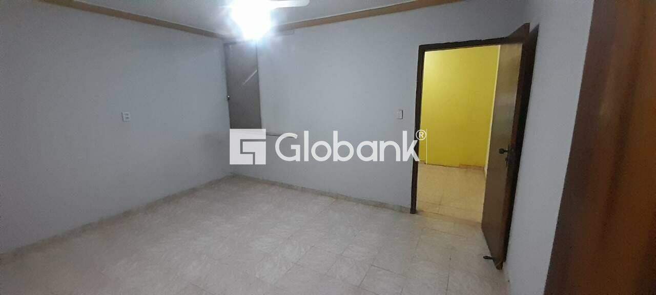 Sobrado 3 quartos à venda Vila Sumaré 0m² Montes Claros MG: Quarto 3