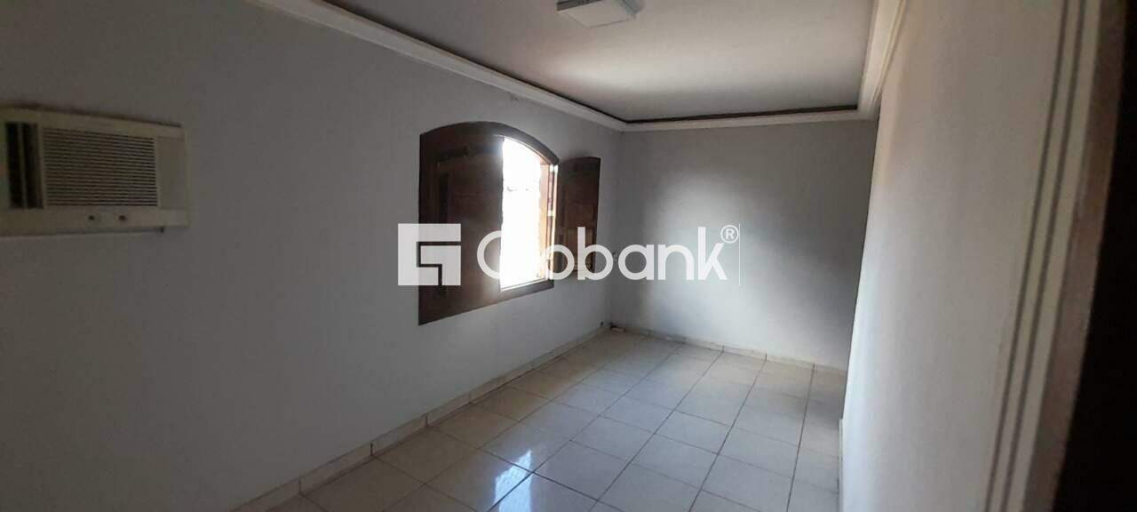 Sobrado 3 quartos à venda Vila Sumaré 0m² Montes Claros MG: Quarto