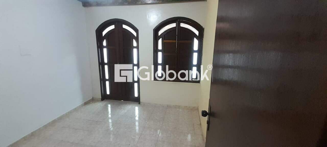 Sobrado 3 quartos à venda Vila Sumaré 0m² Montes Claros MG: Sala parte superior