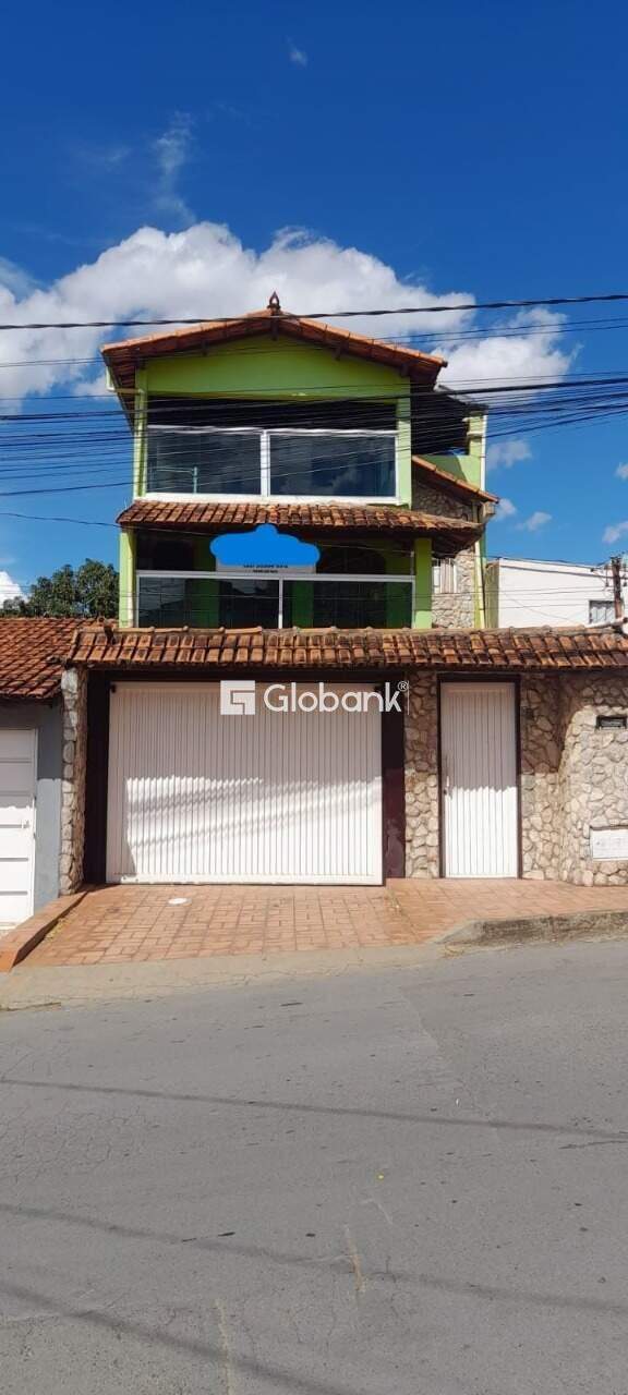 Sobrado 3 quartos à venda Vila Sumaré 0m² Montes Claros MG: Fachada