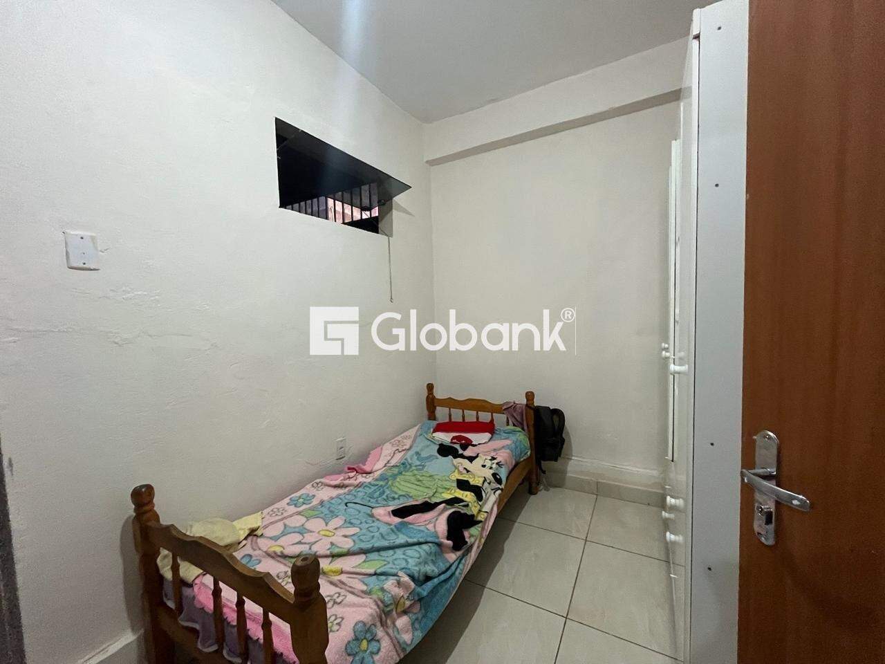 Casa 3 quartos à venda Carmelo 0m² Montes Claros MG: BARRAC O-DORMIT RIO