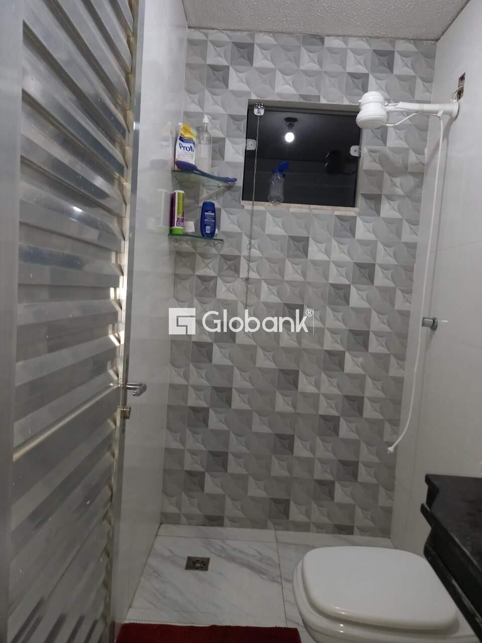 Casa 2 quartos à venda Morada do Parque 53,3m² Montes Claros MG: Banho social