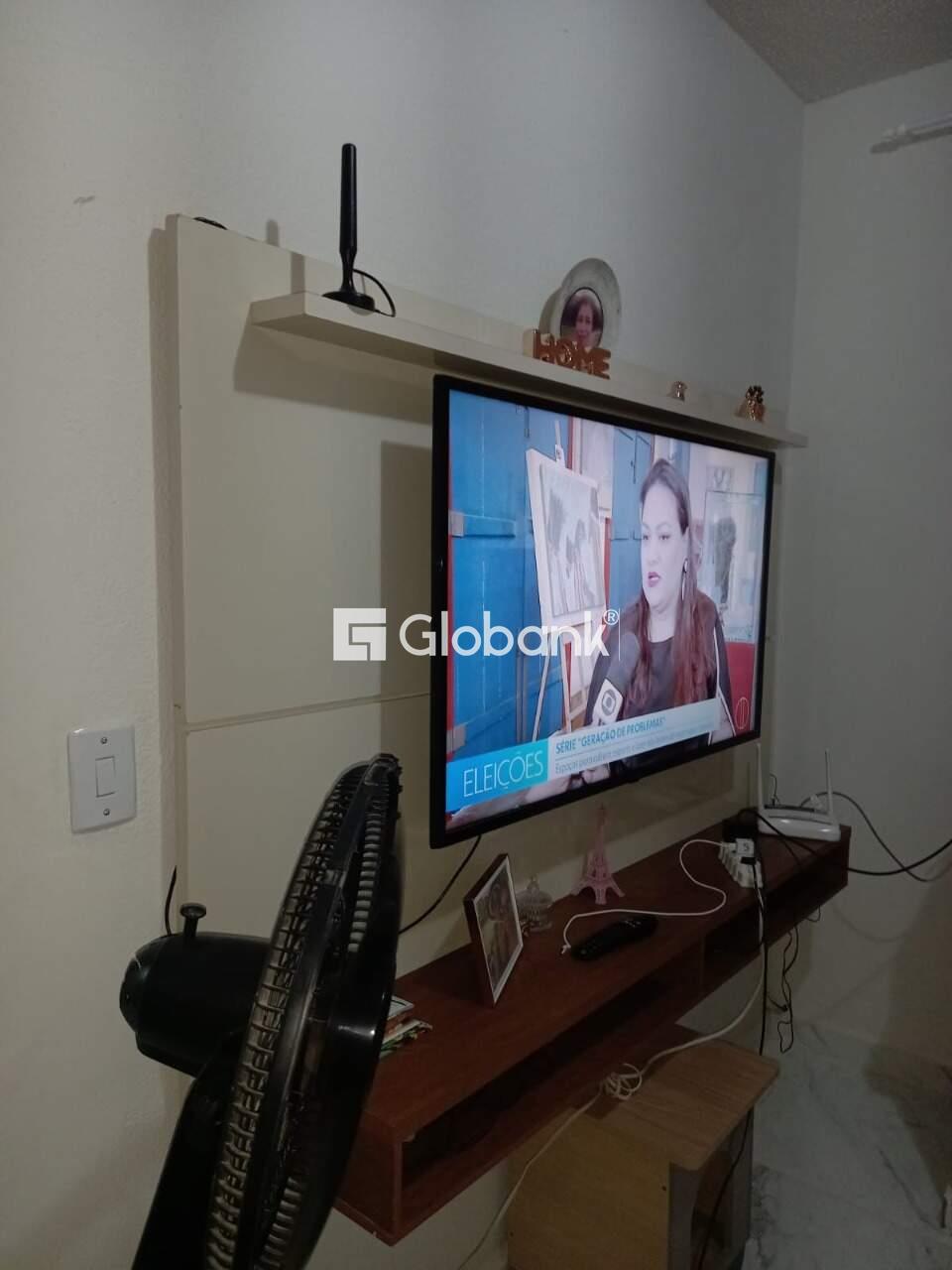 Casa 2 quartos à venda Morada do Parque 53,3m² Montes Claros MG: Sala