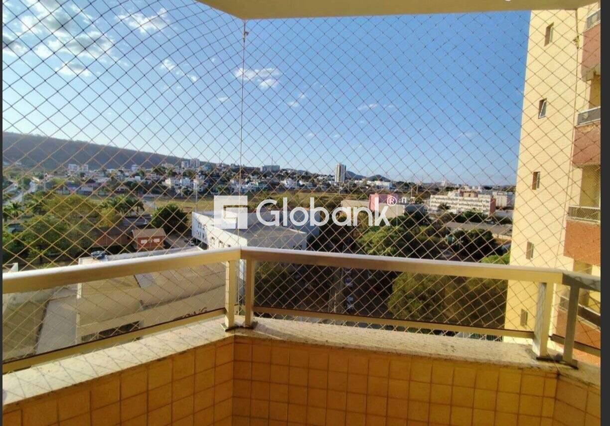 Apartamento 3 quartos à venda Ibituruna 137m² Montes Claros MG: Foto varanda