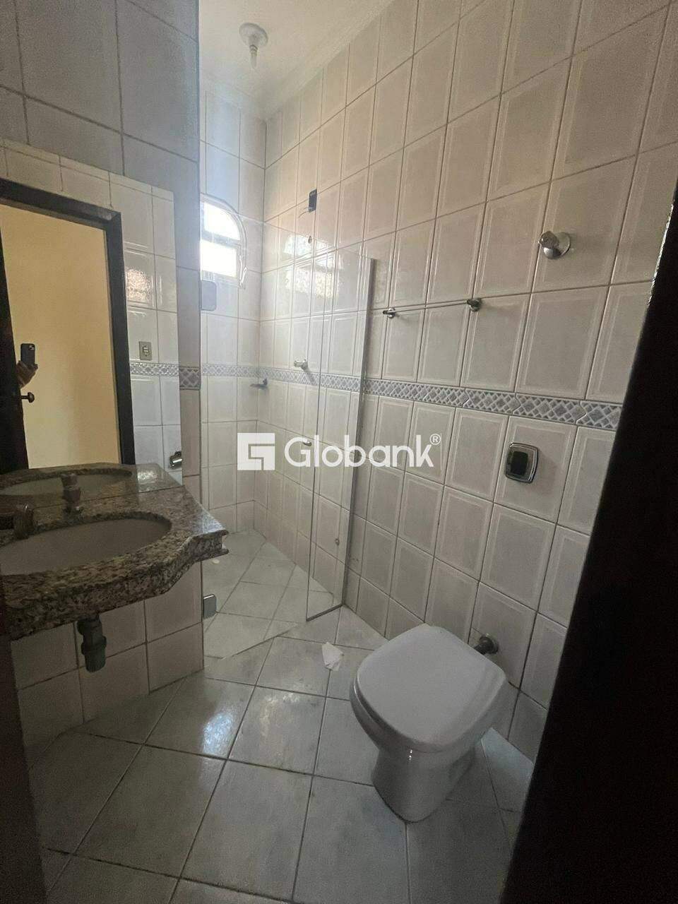 Casa 3 quartos à venda Morada da Serra 180m² Montes Claros MG: 