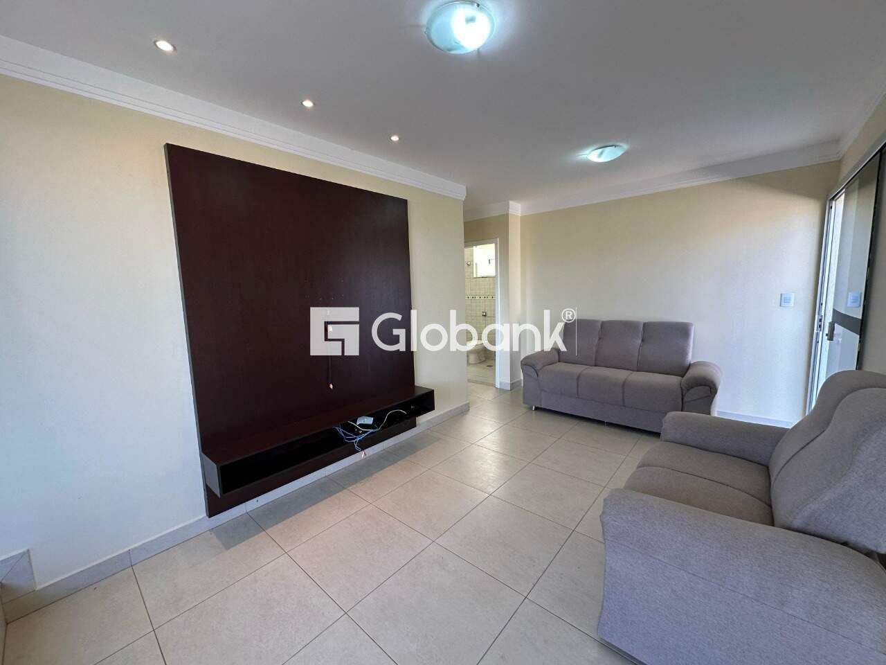 Sala comercial para aluguel Vila Guilhermina 65m² Montes Claros MG: Sala