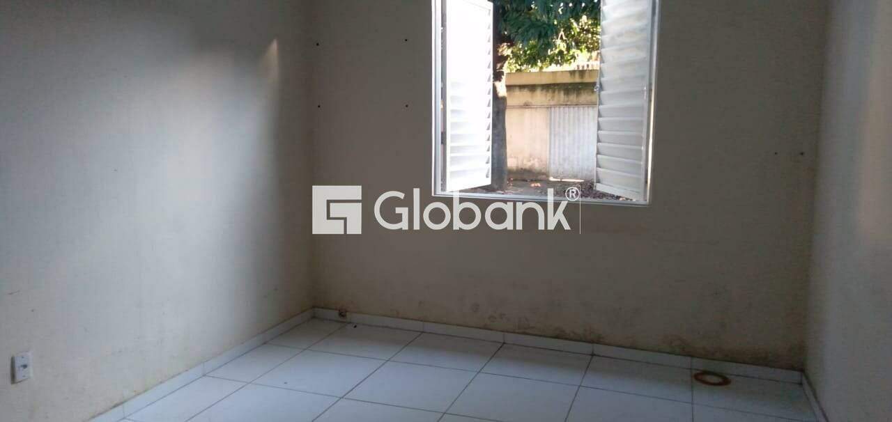 Casa 2 quartos à venda Alto São João 0m² Montes Claros MG: Quarto