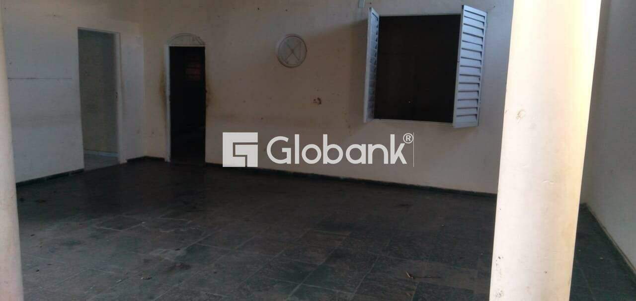 Casa 2 quartos à venda Alto São João 0m² Montes Claros MG: Varanda