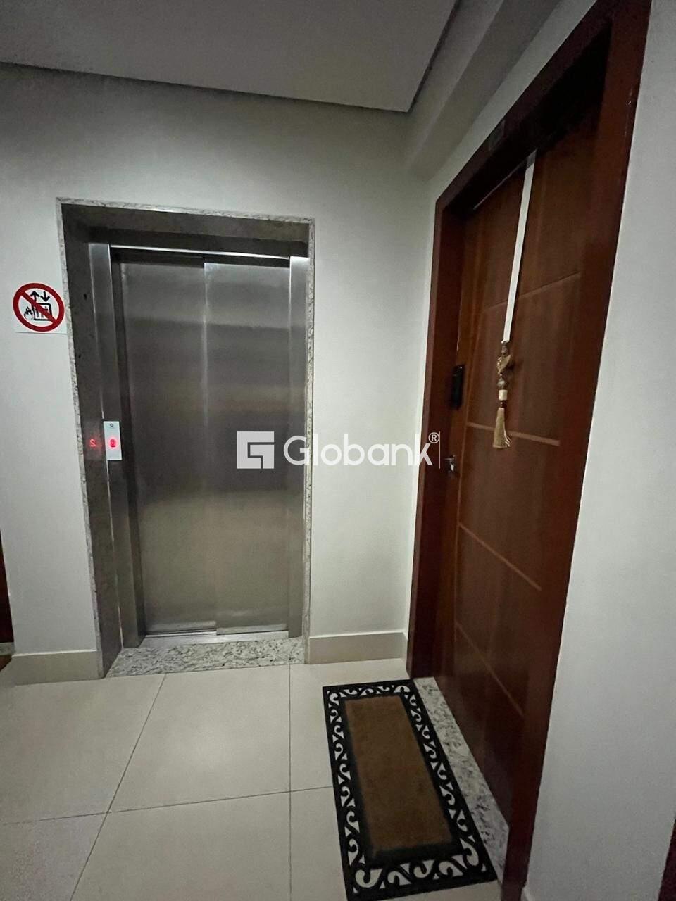 Apartamento 3 quartos à venda Cidade Santa Maria 147m² Montes Claros MG: ELEVADOR