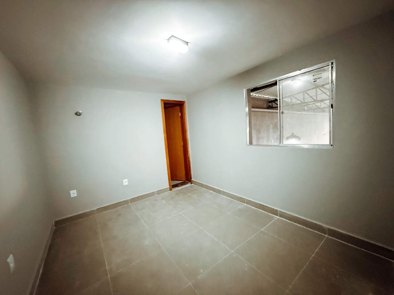 Galpão para aluguel Prolongamento Todos os Santos 390m² Montes Claros MG: 