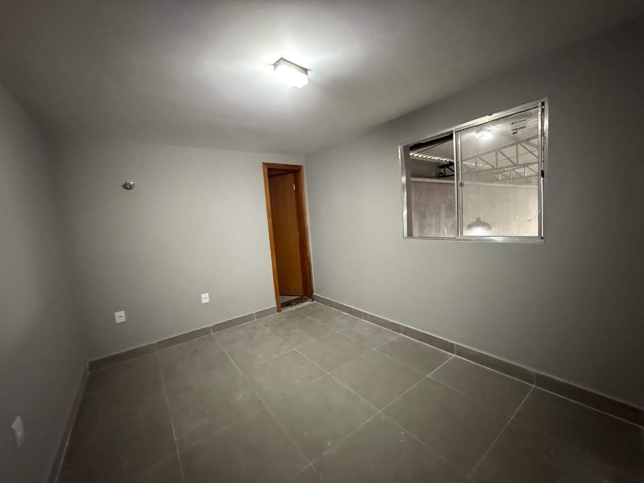 Galpão para aluguel Prolongamento Todos os Santos 390m² Montes Claros MG: 