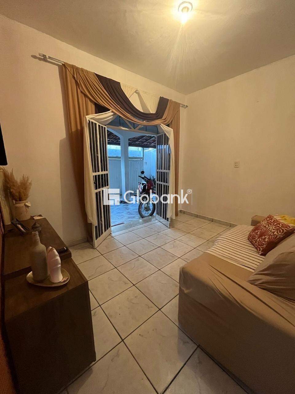Casa 4 quartos à venda Nossa Senhora de Fátima 200m² Montes Claros MG: 