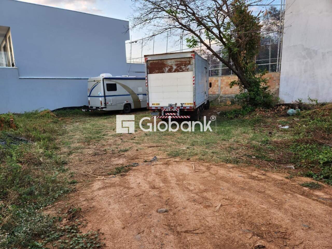 Terreno à venda Canelas 0m² Montes Claros MG: