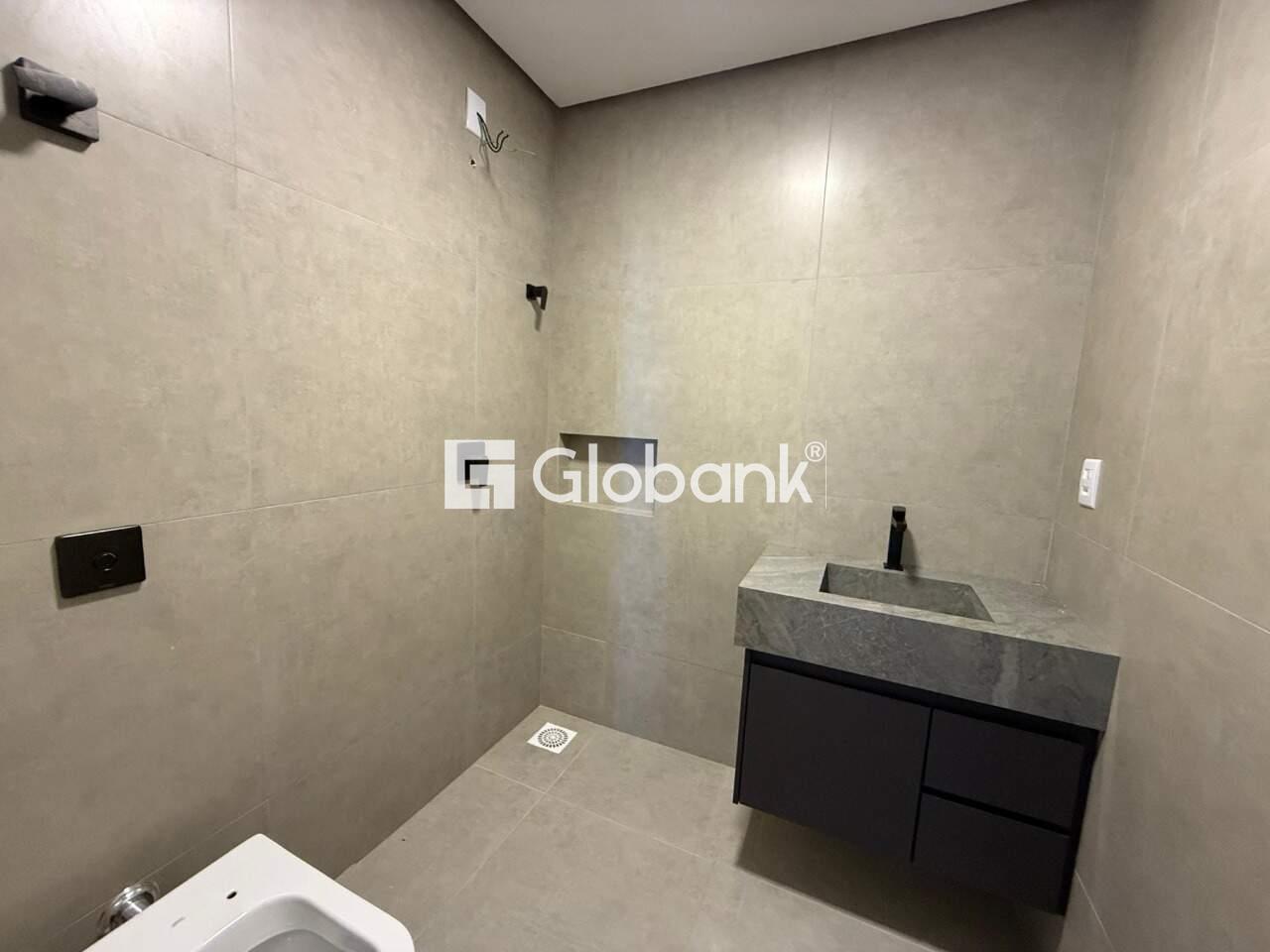 Apartamento 3 quartos à venda Morada do Sol 90m² Montes Claros MG: Banheiro social