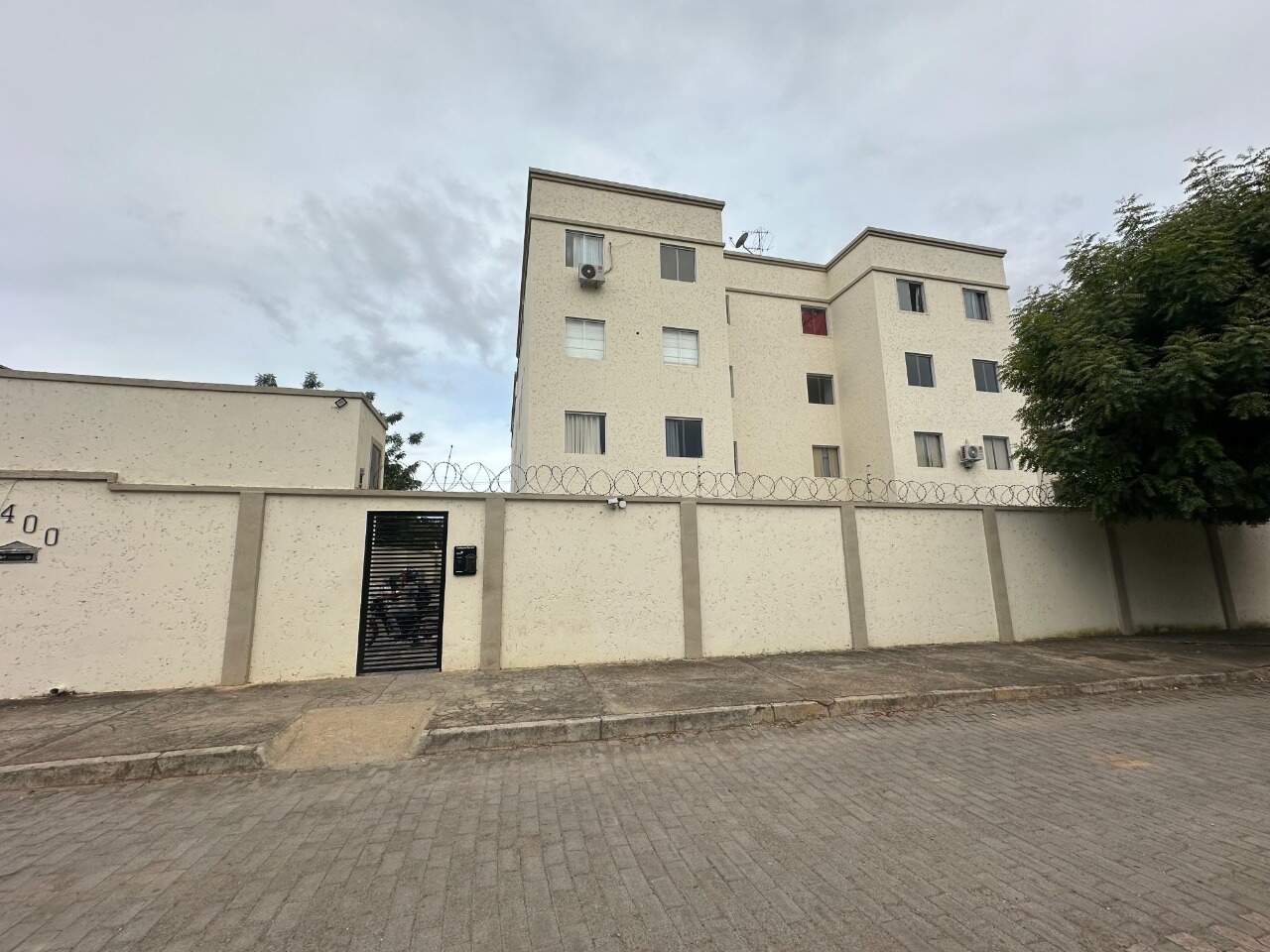 Apartamento 2 quartos para aluguel Universitário 55m² Montes Claros MG: Fachada