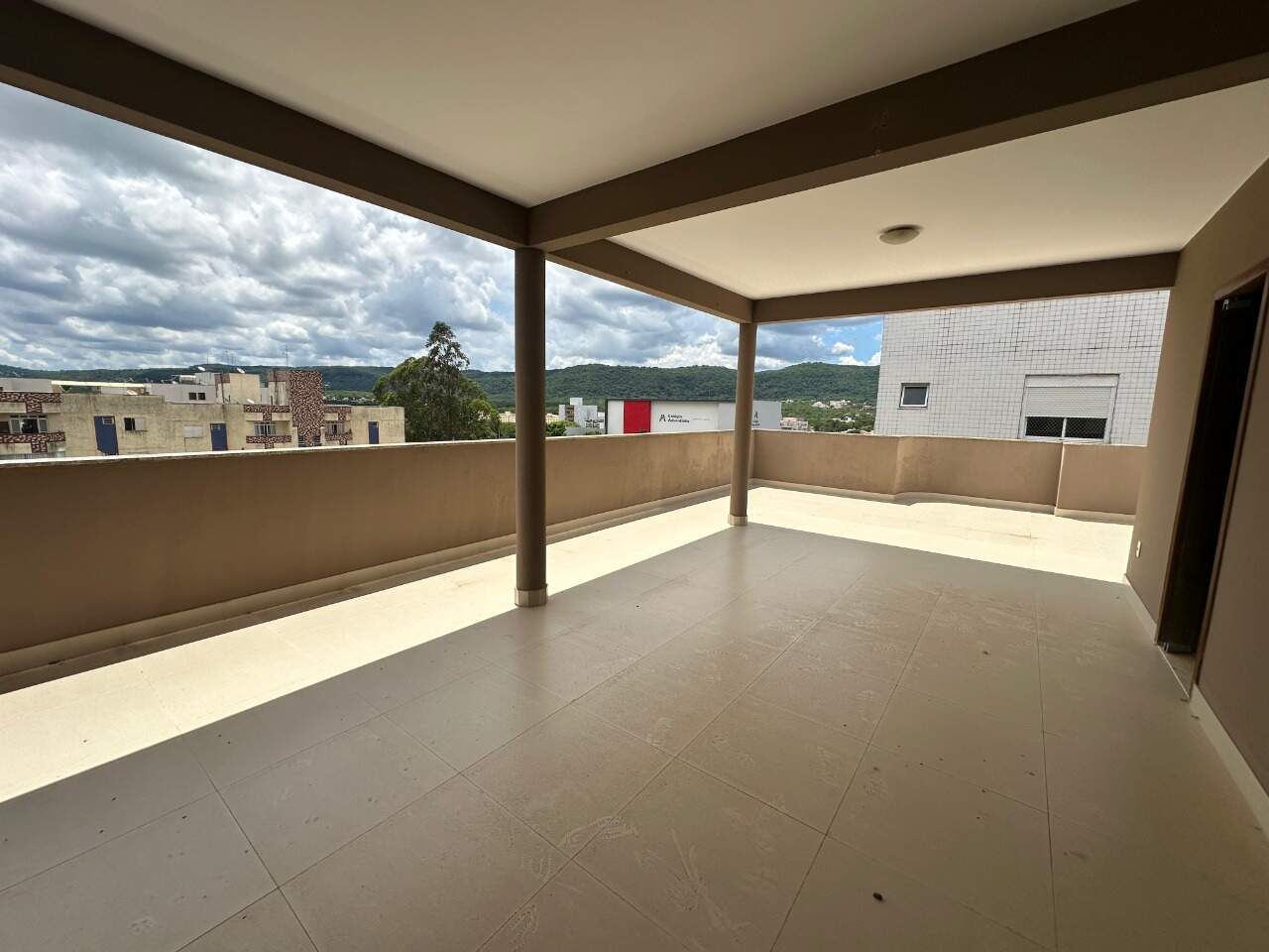 Cobertura 4 quartos para aluguel Augusta Mota 115m² Montes Claros MG: