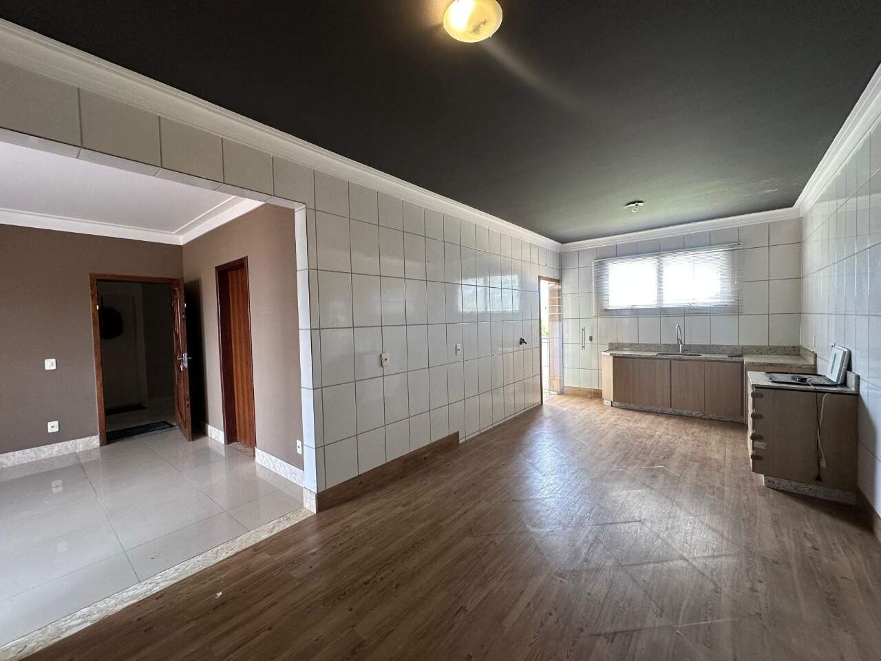 Cobertura 4 quartos para aluguel Augusta Mota 115m² Montes Claros MG: Cozinha