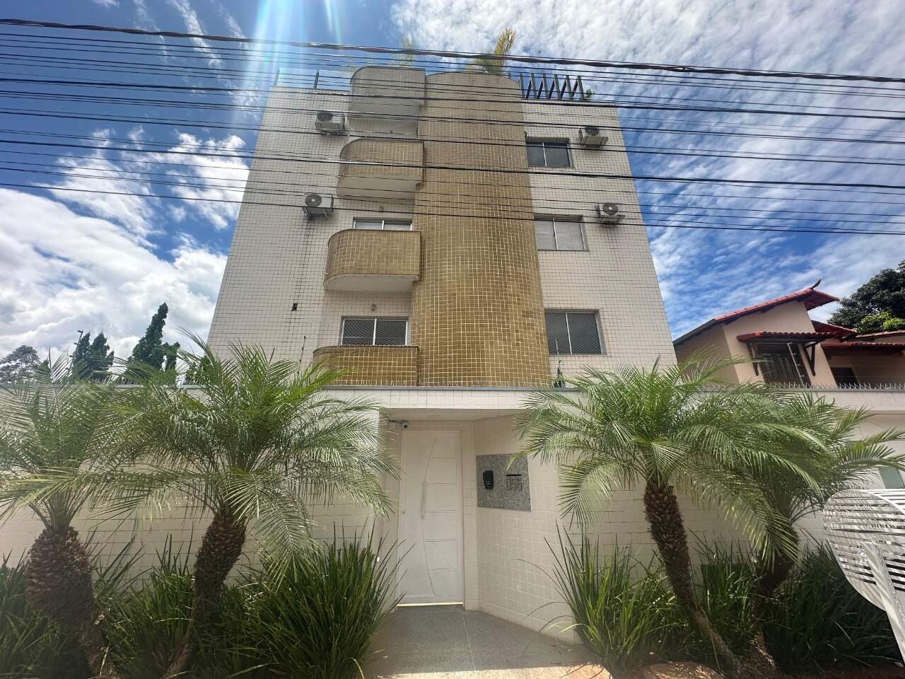 Cobertura 4 quartos para aluguel Augusta Mota 115m² Montes Claros MG: Fachada