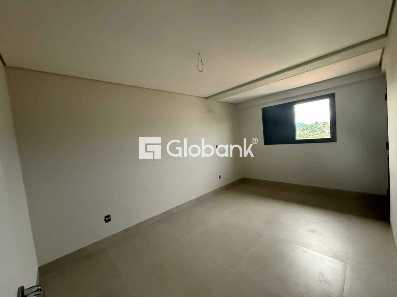 Apartamento 3 quartos para aluguel Centro 71,52m² Montes Claros MG: Su te