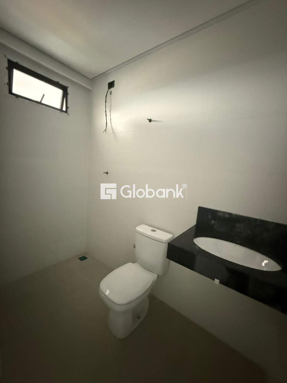 Apartamento 3 quartos para aluguel Centro 71,52m² Montes Claros MG: Banho su te