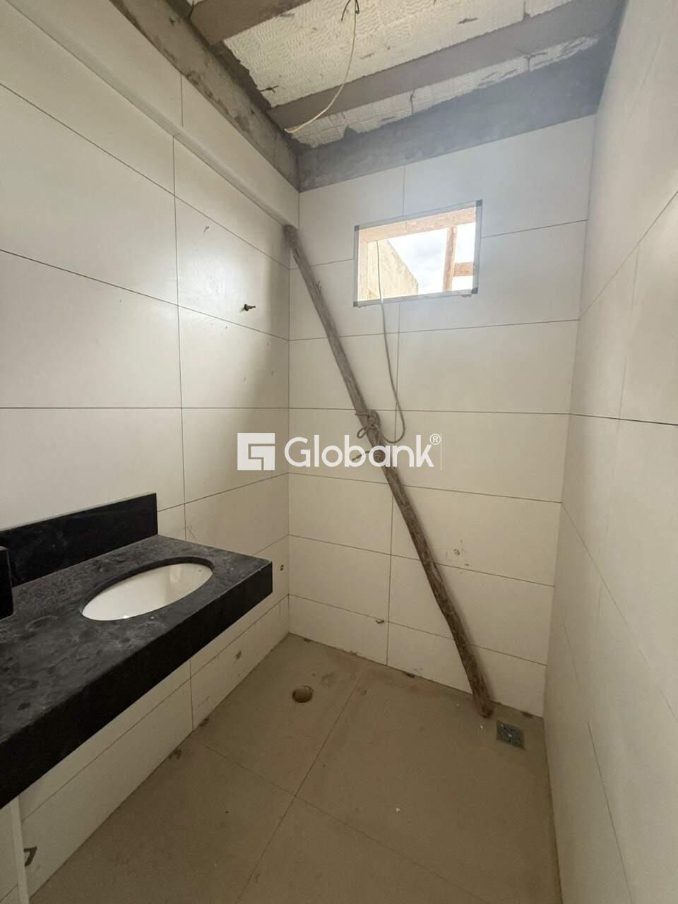 Cobertura 3 quartos para aluguel Centro 143,04m² Montes Claros MG: Banheiro