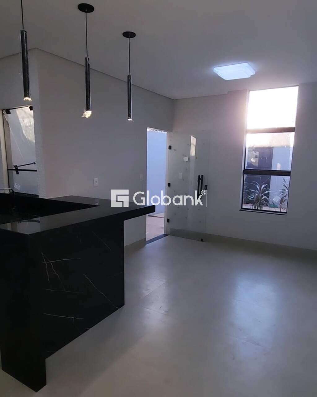 Casa 3 quartos à venda Novo Delfino 70m² Montes Claros MG: 5b22195e-418d-4034-b20d-396a6a058ded